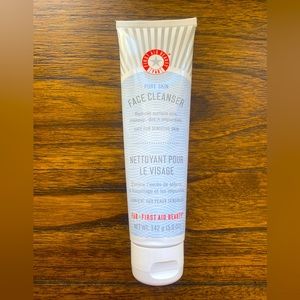 First Aid Beauty Facial Cleanser